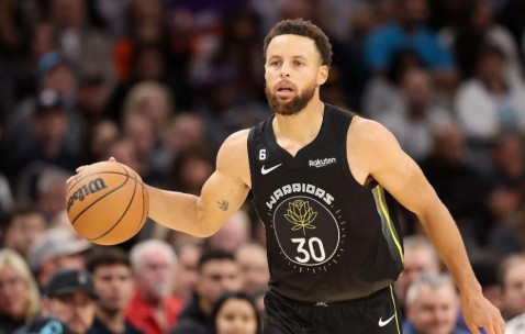 九游娱乐-包含库里爆冷击败澳大利亚队，比分优势明显引爆全场！的词条