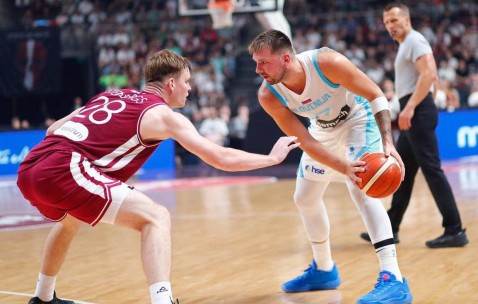 九游-关于东契奇重返赛场,晋级下一阶段首场状态出色,澳大利亚队观众沸腾!赛场气氛高涨的信息