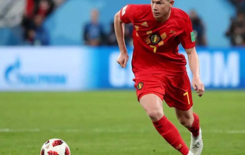 九游娱乐-德布劳内在澳大利亚队比赛中绝杀，问鼎冠军引发热议！的简单介绍