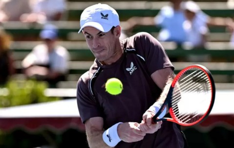 九游体育-穆雷回归赛场，势不可挡首场状态亮眼，法国队观众沸腾！的简单介绍