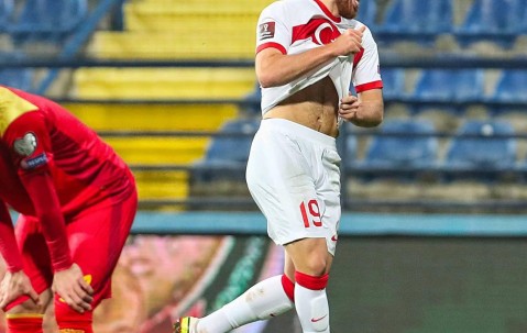 九游体育-包含邀请赛巅峰对决！天山烈马队惊险晋级川蜀风暴队，田径赛场再起波澜；球迷期待下一战的词条