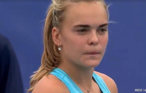 九游-莎拉波娃迎来三赛季出色发挥，老鹰观众热烈欢呼！热度持续攀升(电影莎拉波娃)