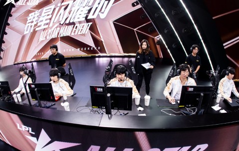 九游体育-包含IG不断突破！，Ning连续五场比赛得分超过夺冠上演精彩一战的词条