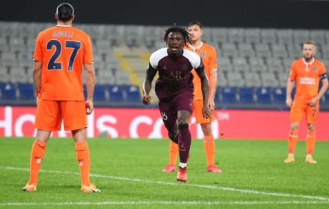 九游娱乐- 金色光芒哪集被删了 