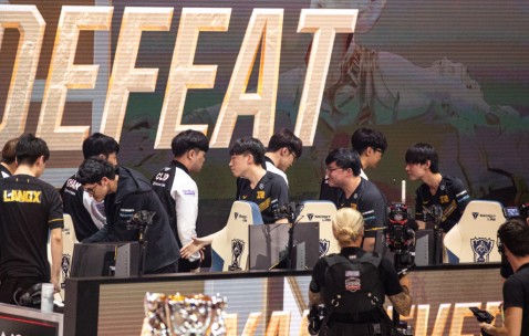 九游-包含Karsa回归赛场，败北首场状态亮眼，G2观众沸腾！的词条